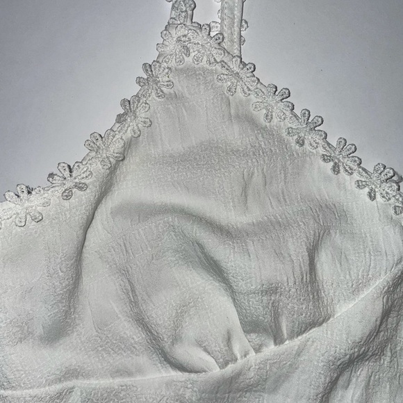 White Summer Cropped Tank Top with flowers and buttons - Picture 3 of 6